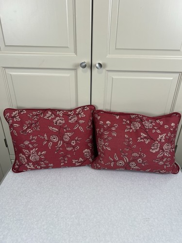 Pair laura ashley - , cushions