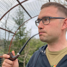Tobacco smoking wooden pipe