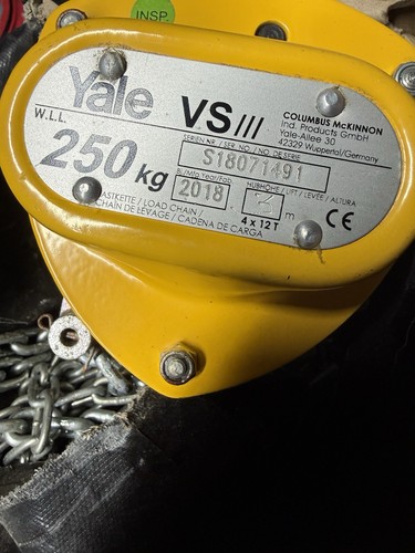 Yale 250kg chain hoist - hoist,