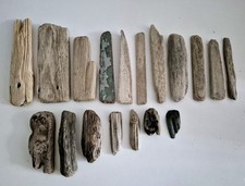 18 x Isle of Wight Driftwood