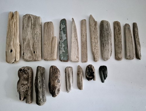 Isle wight driftwood - x, of