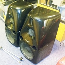 2 x Genelec 1022A Triamp