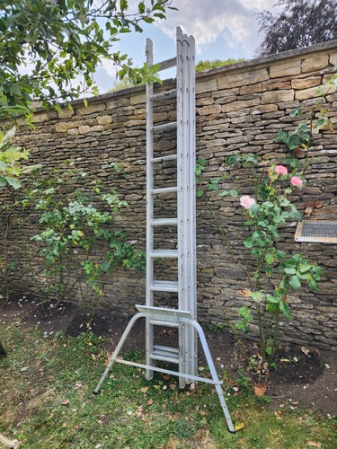 Triple extension ladder - triple,