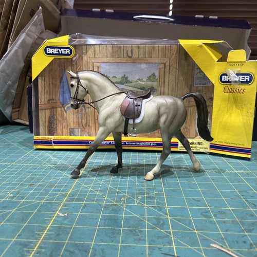 Breyer classic scale - classic,