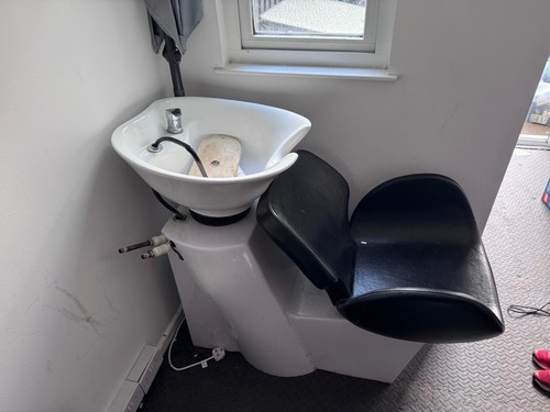 Back wash basin hairdressing - back,