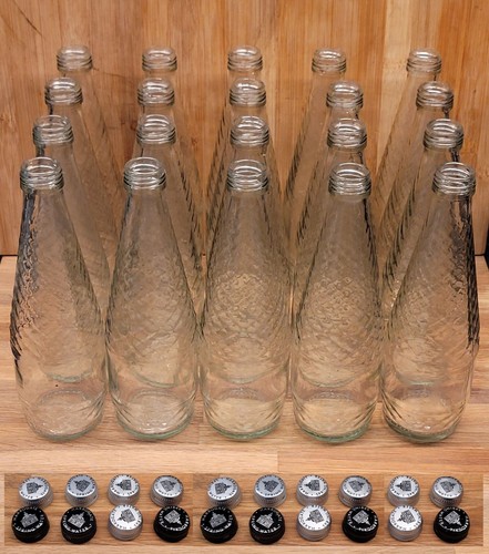 20x empty small clear bottles - empty,