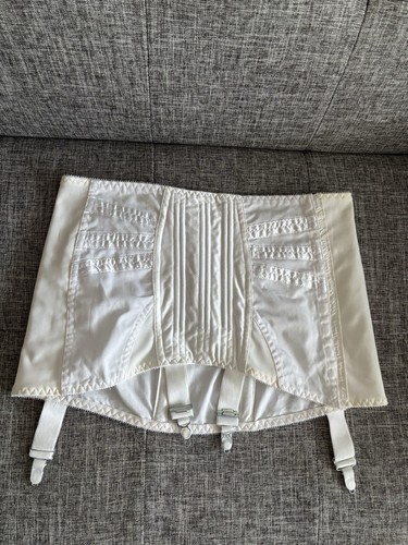 Twilfit g207 white corselette - g207,