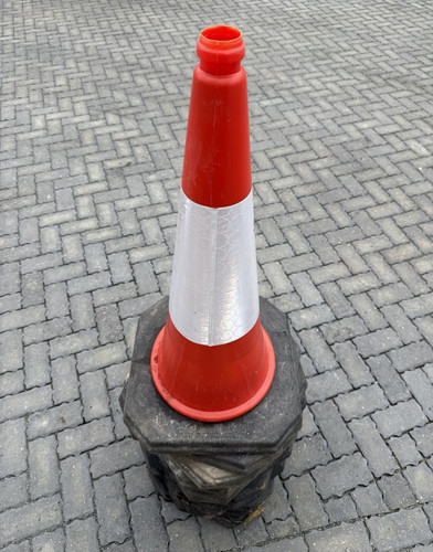 14no red white traffic - white, cone