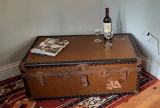 Antique Vintage Art Deco Era Steamer Trunk Travel Chest Storage Box Coffee Table