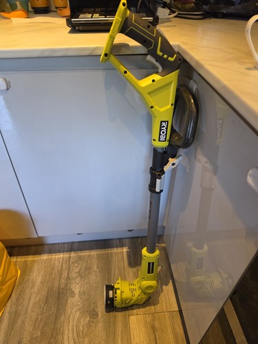 Ryobi 18v easy edge grass - ryobi,