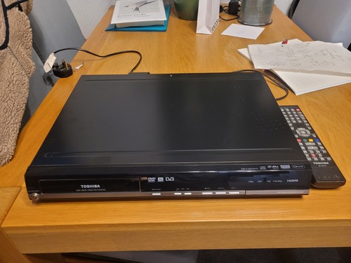 Dvd recorder with freeview - ,