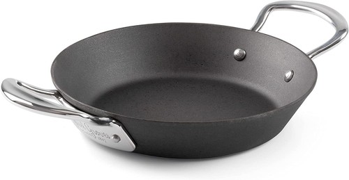 Paella pan wide - and, shallow