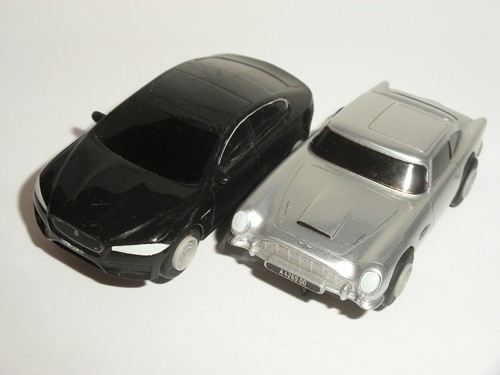 Micro scalextric pair of - micro,