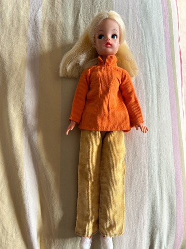 Old sindy doll - old, with