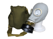 New Vintage 1980s Red Army Gas Mask Communist Soviet Era with filter & bag GP5
