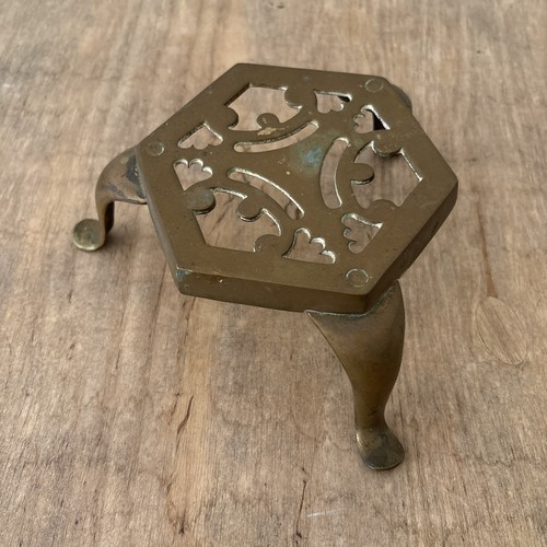 Vintage brass decorative - vintage,