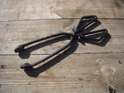 Large vintage cast iron - large,