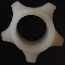 1 x VINTAGE SILVER CROSS MARMET ROYALE COACH BUILT PRAM WHEEL BUSH washer PART