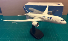 United Airlines Boeing 787-800