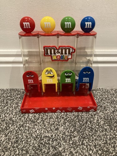 World four tube red - m&m's,