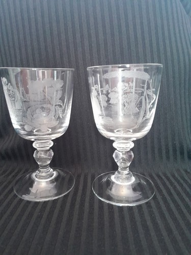 Pair large rummer - large, etched