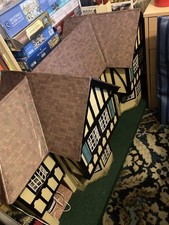 Old Large Dolls House