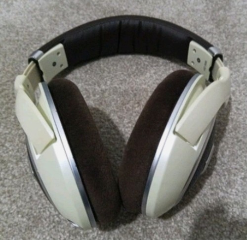 Sennheiser 599 open back - open,