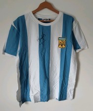 Mario Kempes Hand Signed