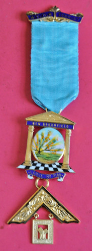 Masonic past master jewel - master's,