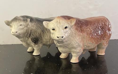 Pair vintage ceramic - of,
