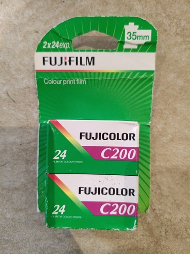 Fujifilm fujicolor c200 35mm - fujicolor,