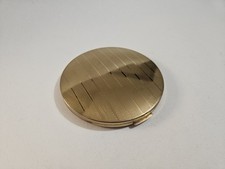 Stratton Vintage Powder