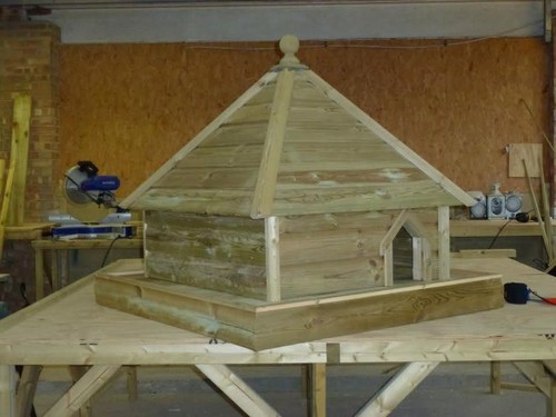 Large floating duck house