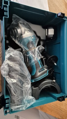 Makita 18v lxt - cordless, 115mm