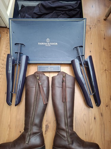 Fairfax and favour explorer - fairfax,