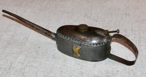Vintage kaves patent oil can - oil,