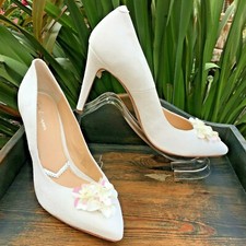 RACHEL SIMPSON Luciana Ivory