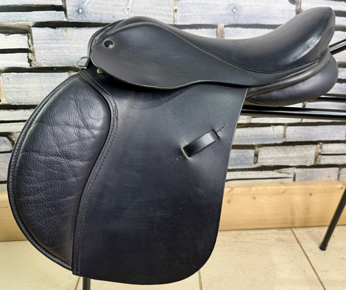 Wide silhouette pony - 14, 1/2”
