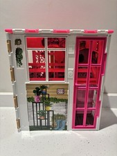 Barbie house expanding Folding