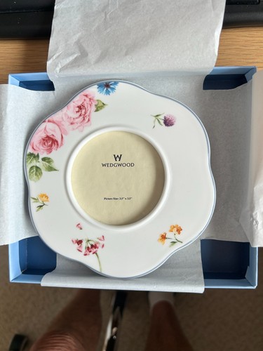 Wedgwood rare ophelia petal - rare,