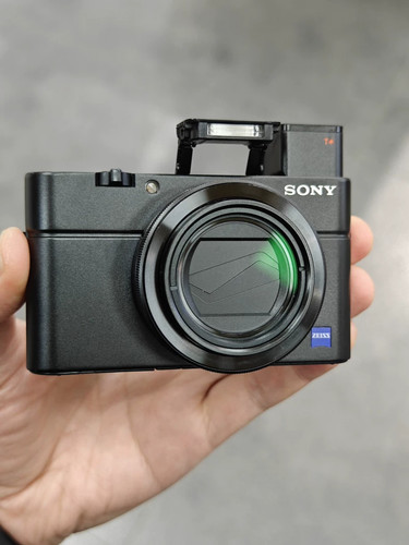 Sony cyber shot dsc rx100 - dsc-rx100, iii