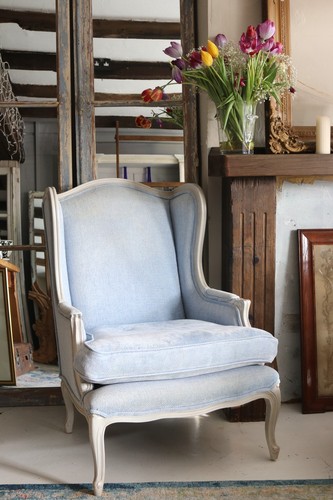 Stunning pale blue - stunning,
