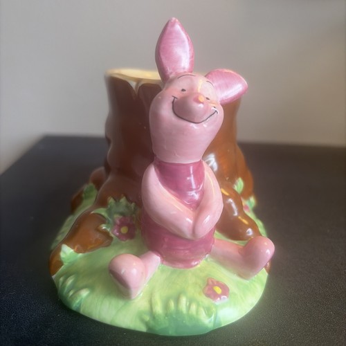 Disney piglet ceramic egg - disney,
