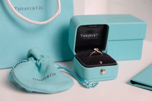 Tiffany 63 carat diamond - tiffany,