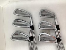 Titleist Right Handed Iron Set FORGED 695CB 5-9,P Dynamic Gold Flex S200