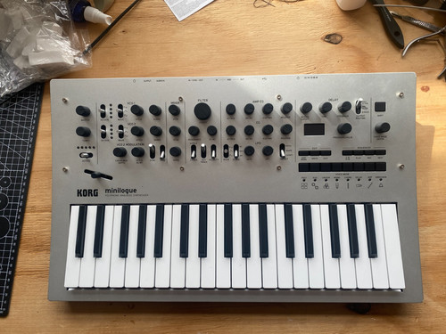 Korg minilogue polyphonic - minilogue,