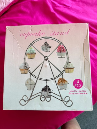 Spinning ferris wheel cake - spinning,