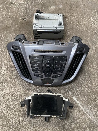Ford transit custom - custom, stereo
