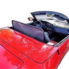 Wind deflector fits a Lotus