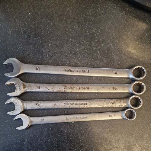 Blue point snap on - point, by